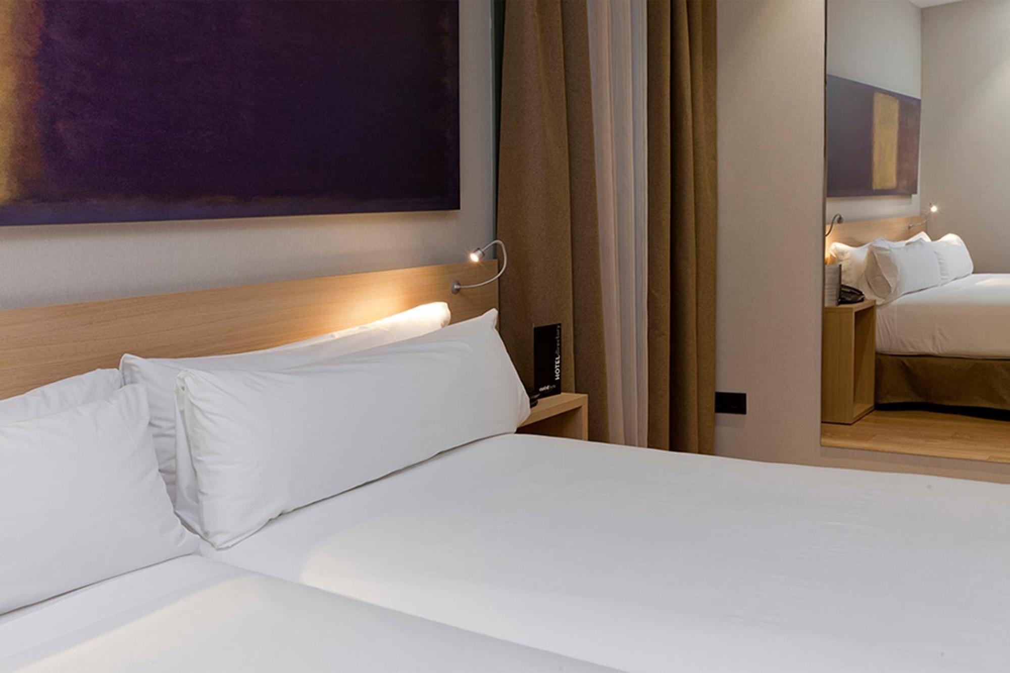 Hotel Ambit Barcelona — Photos 3